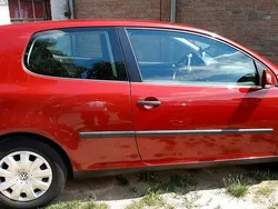 Rot Gebraucht 2004 VW Golf V Limousine | 1.950 € (Fairer Preis)