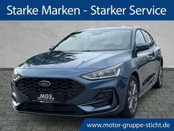 Chrome blue metallic Neu 2025 Ford Focus ST-Line Limousine | 25.390 € (Superpreis)