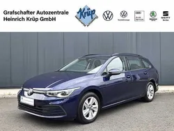 Blau Gebraucht 2022 VW Golf VIII Kombi | 17.450 € (Fairer Preis)