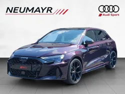 Violett Gebraucht 2025 Audi RS3 Sportback Sport Kleinwagen | 74.390 € (Etwas zu teuer)