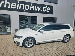 Pure white Gebraucht 2018 VW Passat GTE Kombi | 18.800 € (Superpreis)