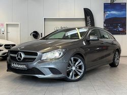 Grau Gebraucht 2016 Mercedes CLA180 Shooting Brake Urban Kombi | 16.950 € (Fairer Preis)