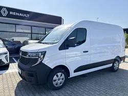 Weiß Neu 2025 Renault Master Van | 32.990 € (Guter Preis)