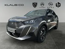 Grau / platiniumgrau Gebraucht 2021 Peugeot 2008 Allure SUV | 19.450 € (Etwas zu teuer)