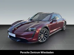 Cherrymetallic (rot) Gebraucht 2021 Porsche Taycan Turbo Cross Turismo Limousine | 82.900 € (Fairer Preis)