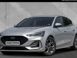 Blau Gebraucht 2024 Ford Focus ST-Line X Limousine | 25.850 € (Guter Preis)