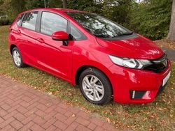 Rot Gebraucht 2016 Honda Jazz Comfort Kleinwagen | 11.499 € (Fairer Preis)
