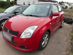Rot Gebraucht 2006 Suzuki Swift Kleinwagen | 1.800 € (Fairer Preis)
