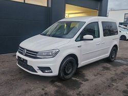 Weiß Gebraucht 2016 VW Caddy Comfortline Van / Kleinbus | 8.650 € (Guter Preis)