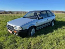 Silber Gebraucht 1988 Mazda 323 Coupé | 8.500 €