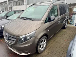 Grau Gebraucht 2016 Mercedes Vito Van / Kleinbus | 17.990 €