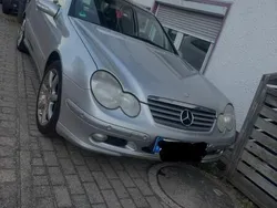 Silber Gebraucht 2002 Mercedes C230 Coupé | 1.999 €
