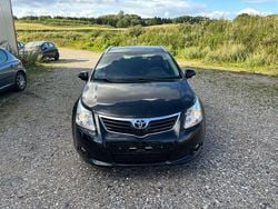 Schwarz Gebraucht 2010 Toyota Avensis Sol Kombi | 3.700 € (Superpreis)