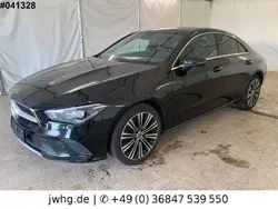Kosmosschwarz (metallic) Gebraucht 2020 Mercedes CLA180 Progressive Limousine | 24.950 € (Guter Preis)
