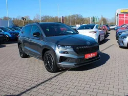 Grau Gebraucht 2023 Skoda Karoq SportLine SUV | 34.940 € (Teuer)