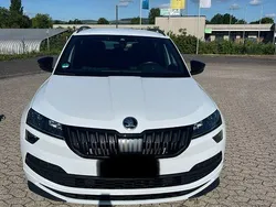 Weiß Gebraucht 2020 Skoda Karoq SportLine SUV | 22.999 € (Fairer Preis)