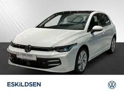 Weiß Gebraucht 2024 VW Golf VIII Life Limousine | 31.990 € (Teuer)