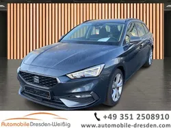 Grau Gebraucht 2024 Seat Leon FR Limousine | 25.980 € (Fairer Preis)