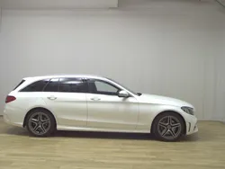 Weiss Gebraucht 2020 Mercedes C300 AMG line Kombi | 23.380 € (Superpreis)