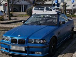 Blau Gebraucht 1995 BMW 318 Cabriolet Cabrio | 6.100 €