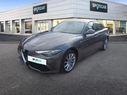 Grau Gebraucht 2022 Alfa Romeo Giulia Ti Limousine | 29.450 €