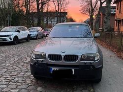 Silber Gebraucht 2004 BMW X3 SUV | 3.900 € (Fairer Preis)