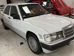 Weiß Gebraucht 1991 Mercedes 190 Limousine | 9.500 €