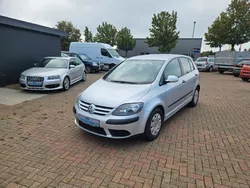 Reflexsilber metallic Gebraucht 2005 VW Golf Plus Cross Trendline Van / Kleinbus | 3.850 € (Teuer)