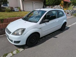 Weiß Gebraucht 2008 Ford Fiesta Kleinwagen | 600 €