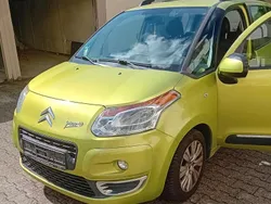 Gelb Gebraucht 2012 Citroën C3 Picasso Exclusive Van / Kleinbus | 4.000 € (Guter Preis)
