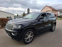 Diamond black Gebraucht 2019 Jeep Grand Cherokee SUV | 30.900 € (Fairer Preis)