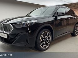 Schwarz Neu 2025 BMW iX2 Sport Line SUV | 43.590 € (Guter Preis)