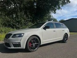 Grau Gebraucht 2015 Skoda Octavia RS Kombi | 9.800 € (Fairer Preis)