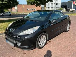 Schwarz Gebraucht 2008 Peugeot 207 CC Cabrio | 1.749 € (Fairer Preis)