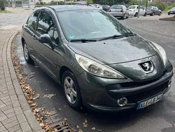 Grau Gebraucht 2008 Peugeot 207 Filou Kleinwagen | 1.950 € (Fairer Preis)
