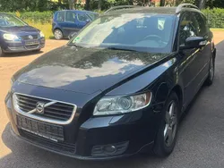 Schwarz Gebraucht 2009 Volvo V50 Momentum Kombi | 1.980 € (Superpreis)
