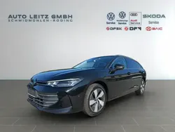 Schwarz grenadillschwarz Gebraucht 2024 VW Passat IQ Drive Kombi | 29.870 € (Superpreis)