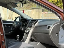 Orange Gebraucht 2012 Hyundai i30 Classic Limousine | 6.200 € (Fairer Preis)