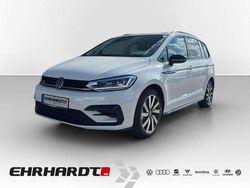 Pure white Gebraucht 2025 VW Touran Highline Van / Kleinbus | 50.990 €