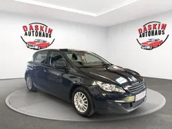 Grau Gebraucht 2014 Peugeot 308 Access Limousine | 6.950 € (Fairer Preis)