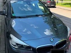 Grau Gebraucht 2016 BMW 216 Gran Tourer Van / Kleinbus | 14.990 € (Fairer Preis)