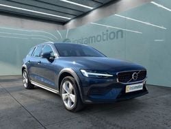 Blau Gebraucht 2022 Volvo V60 CC Kombi | 36.240 € (Fairer Preis)
