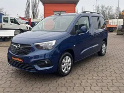 Blau Gebraucht 2020 Opel Combo Life Van / Kleinbus | 23.980 € (Fairer Preis)