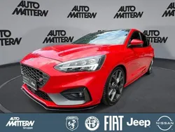 Racerot Gebraucht 2019 Ford Focus ST Limousine | 21.490 € (Fairer Preis)