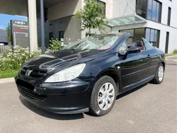 Schwarz Gebraucht 2005 Peugeot 307 CC Cabrio | 900 €