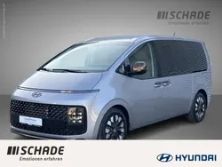 Shimmering silver / met Gebraucht 2024 Hyundai Staria Signature Van | 47.950 € (Guter Preis)