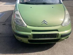 Grün Gebraucht 2004 Citroën C3 Kleinwagen | 1.900 € (Guter Preis)