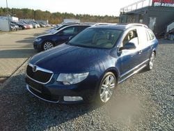 Blau Gebraucht 2010 Skoda Superb Elegance Kombi | 3.950 € (Superpreis)