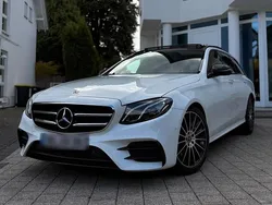 Weiß Gebraucht 2018 Mercedes E220 AMG Kombi | 25.500 € (Fairer Preis)