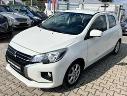 Weiß Gebraucht 2020 Mitsubishi Space Star Limousine | 7.300 € (Fairer Preis)
